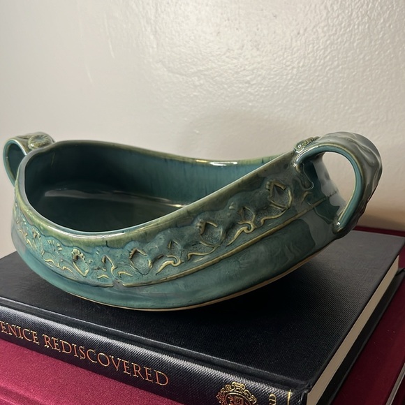 Handmade Studio Art Pottery Ginny August Light Sea Green Handled Boat Bowl - Picture 3 of 8